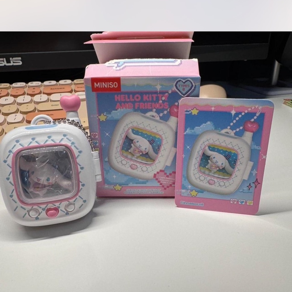 SOLD Miniso Hello Kitty and Friends Pocket Elf Surprise Pendant (Cinnamoroll)